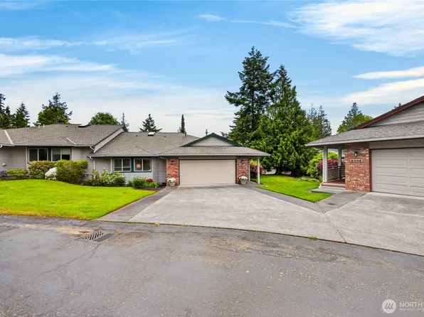 2010 Creekside Lane, Anacortes, WA 98221