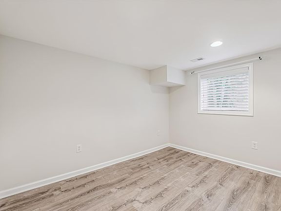 2nd image of 2612 33rd St SE