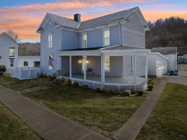 202 E 4th St, Augusta, KY 41002