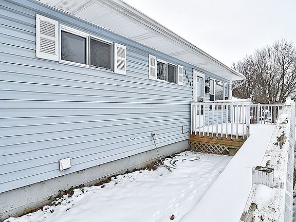 4th image of 3439 Harwood St