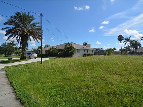 4th image of 4523 Pelican Blvd