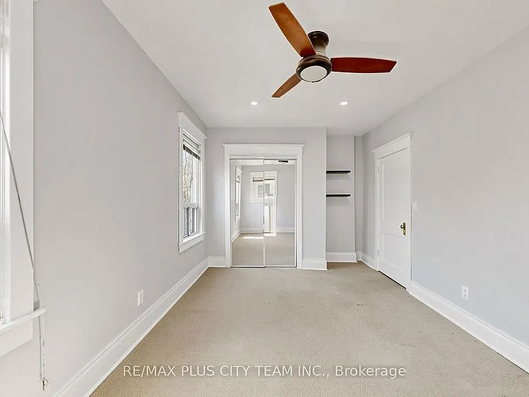 402 Woodbine Ave — Photo 19