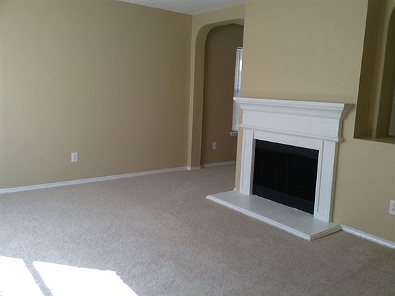3rd image of 601 Spillway Dr