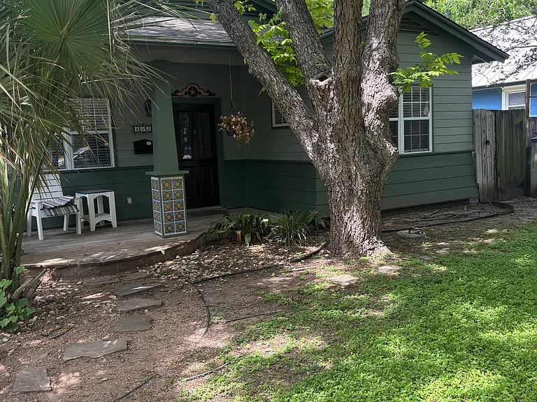 405 Nelray Blvd — Photo 4