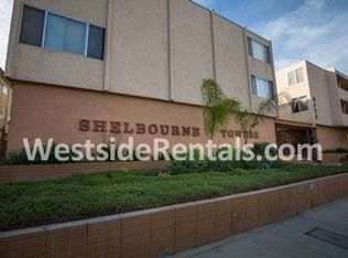 5429 Newcastle Ave APT 104, Encino, CA 91316