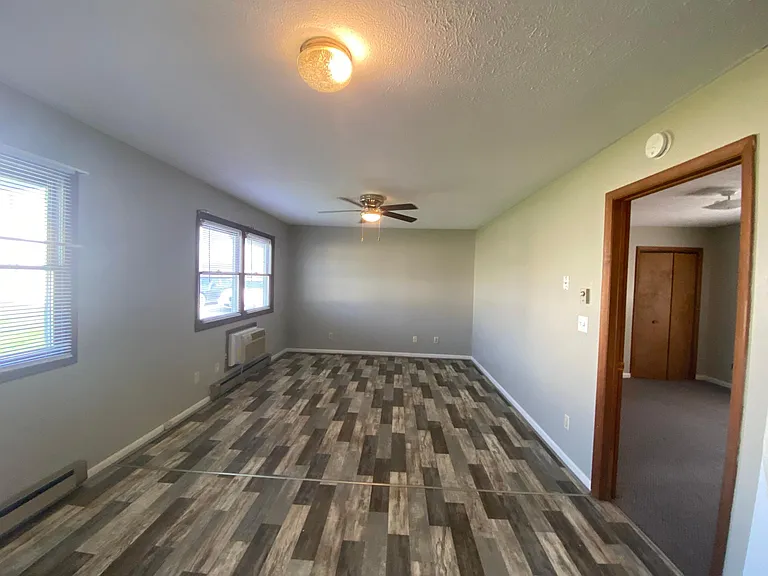 103 N Walnut St #2 — Photo 7