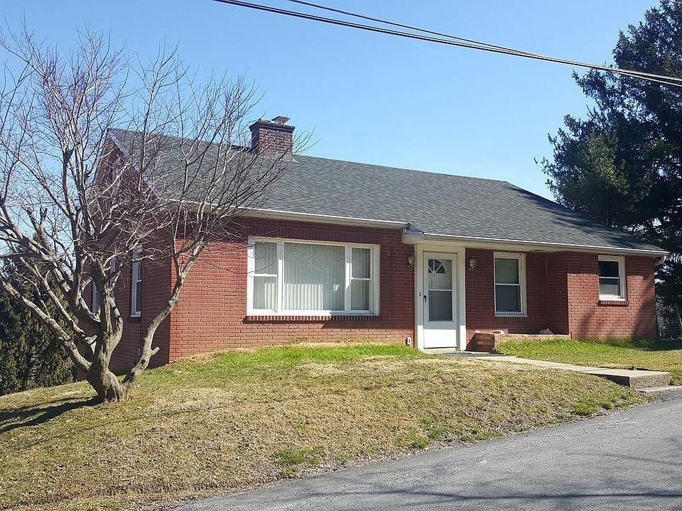 2nd image of 111 Rineer Rd