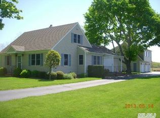 5020 Oregon Rd, Cutchogue, NY 11935