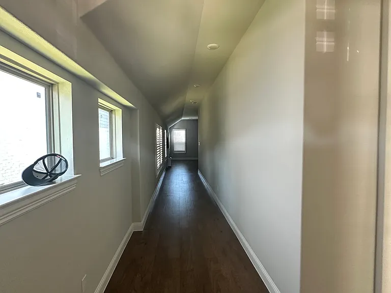 8216 Legacy Trl — Photo 2