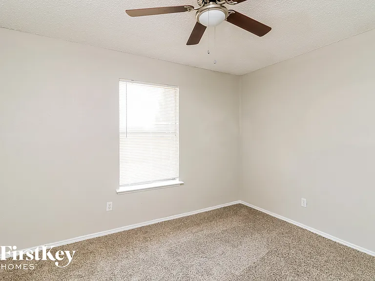 7213 Ashbourne Way — Photo 12