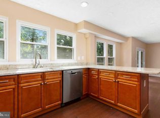 8211 Bambridge Ct, Pasadena, MD 21122