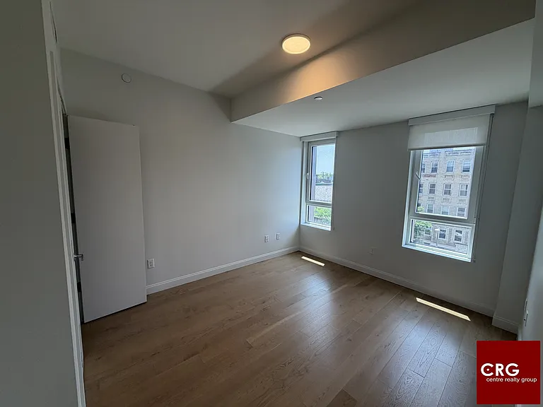 55-56 Brighton Ave #U415 — Photo 7