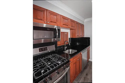Floor plan Ambassador ILI 2BR 1BTH