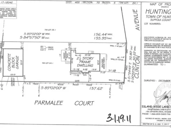 49 Clinton Avenue, Huntington, NY 11743