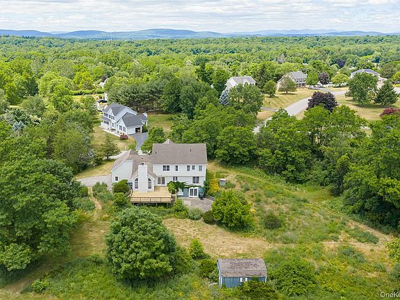 4th image of 31 Hartstone Drive