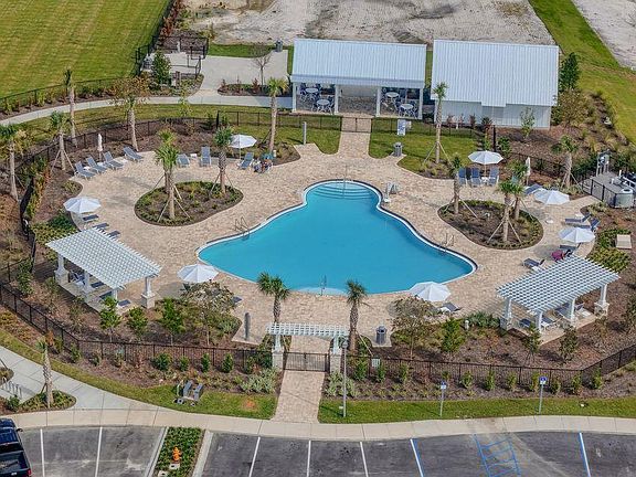 3rd image of 4774 Firefly Ln
