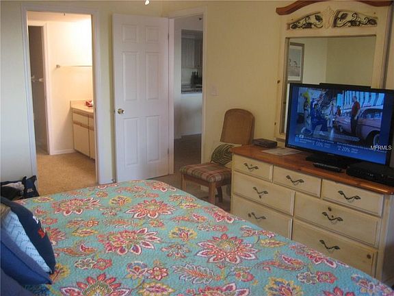 5th image of 18400 Gulf Blvd APT 2304