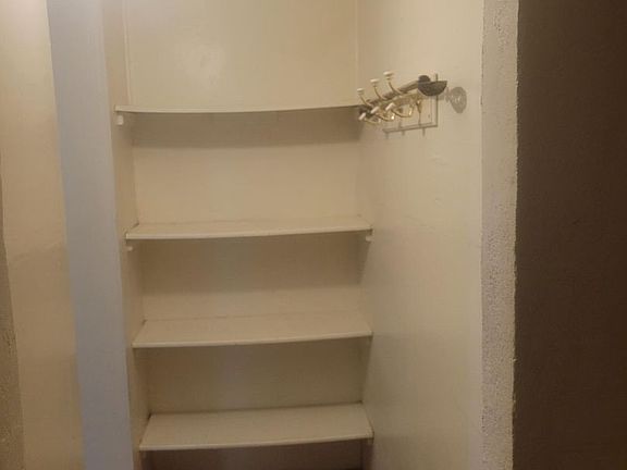 5th image of 2729 N Martin Ave
