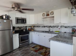 205 W Osage Ave, Washington, IL 61571