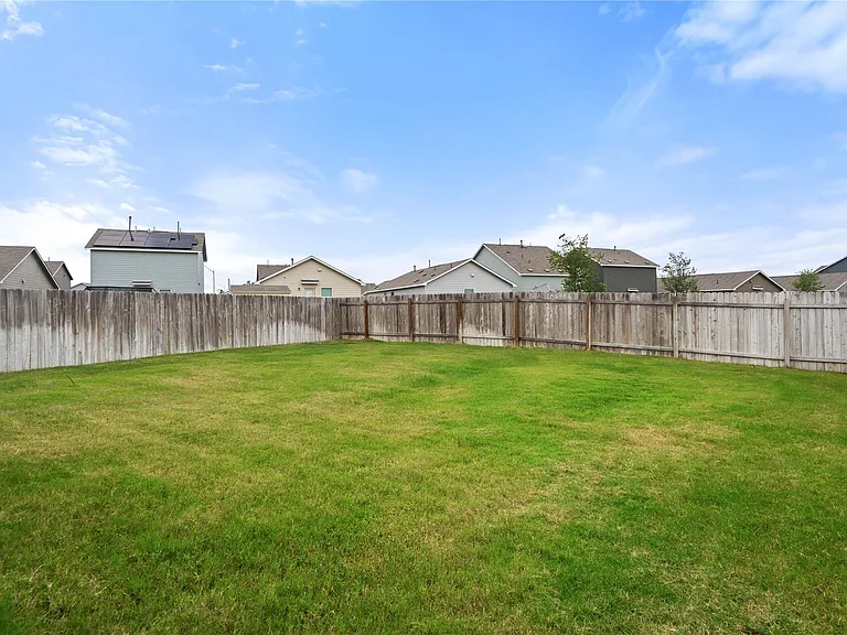 17813 Willacy Cv — Photo 35