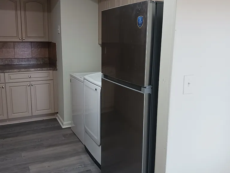 2107 NW 59th Ter #60-E — Photo 2