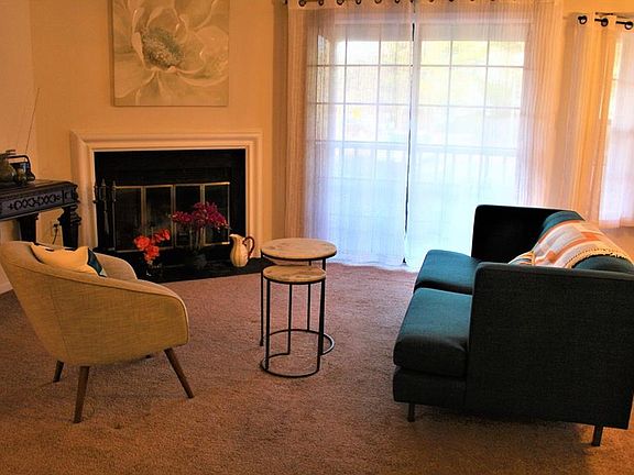 3rd image of 706 Woodhaven Dr #706