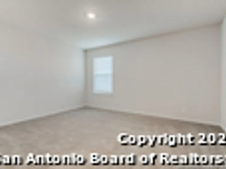 9558 Ranch Loop — Photo 10