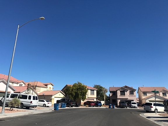 5th image of 8625 Majestic Pine Ave