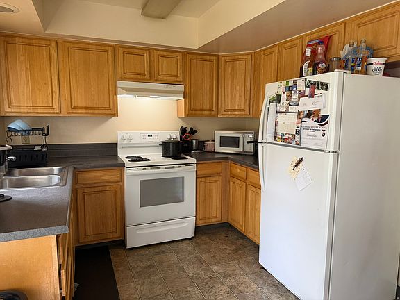2nd image of 696 W 1800 N