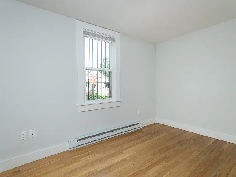 31 South St #4 — Photo 6