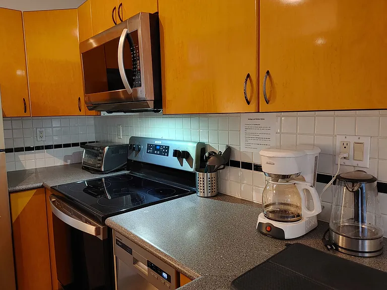 939 Homer St — Photo 8