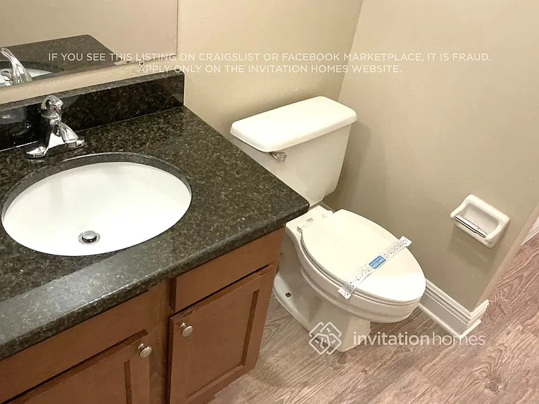 2212 Viscaya Pkwy — Photo 12
