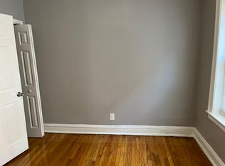 7656 S Phillips Ave APT 3, Chicago, IL 60649