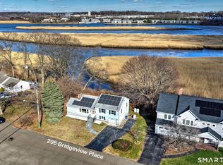 206 Bridgeview Pl, Stratford, CT 06614