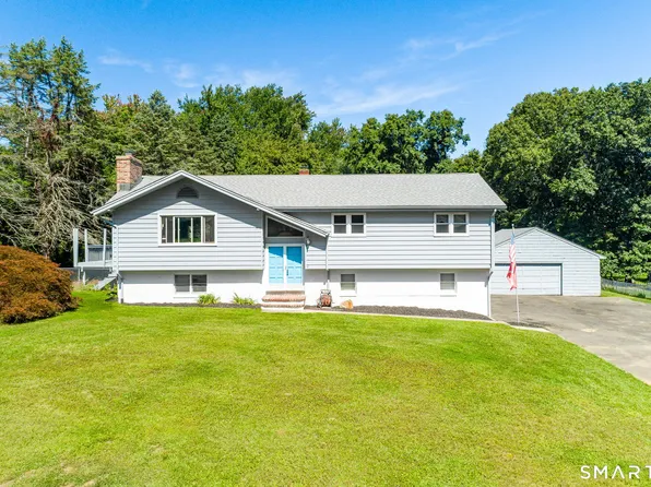 8 Smith Haven Drive, Seymour, CT 06483