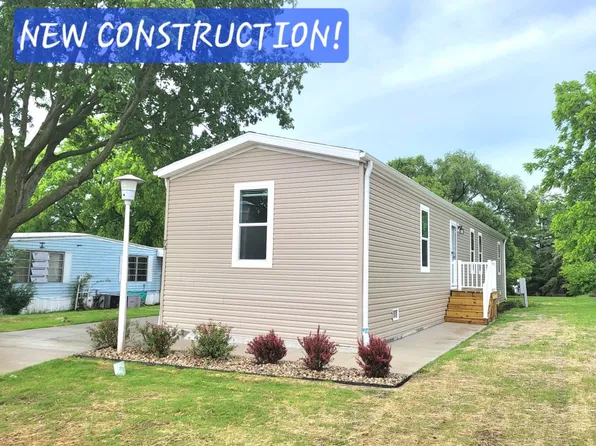 7801 88th Ave #73, Pleasant Prairie, WI 53158