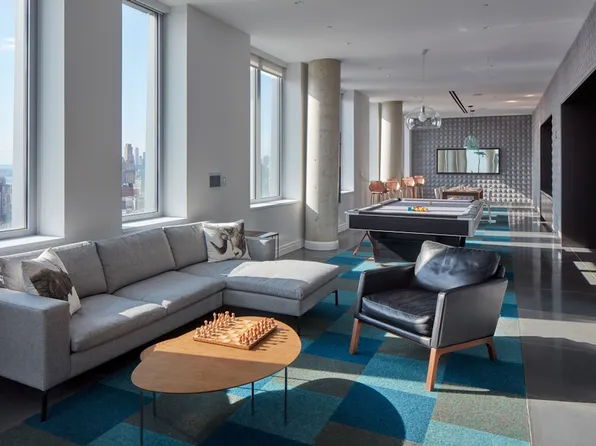 300 Ashland Place image 17 of 20