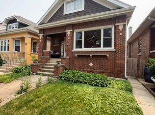 6950 30th Pl, Berwyn, IL 60402