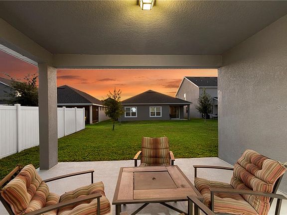 3rd image of 1714 Hawksbill Ln