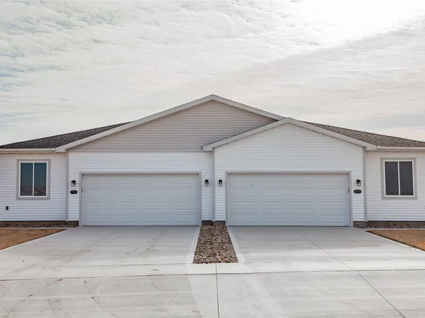 2737 13th St NE, Bondurant, IA 50035