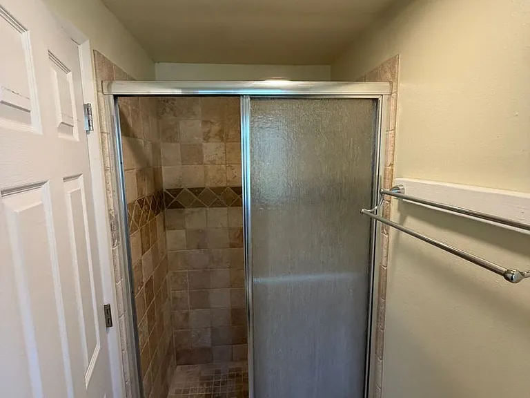 2735 Almaden St — Photo 22