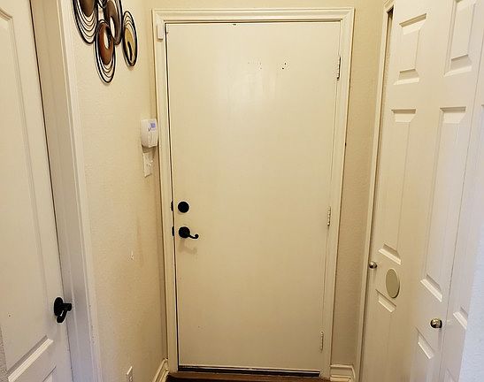 4th image of 4651 Shavano Ct