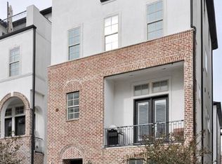 2715 Cohn St, Houston, TX 77007