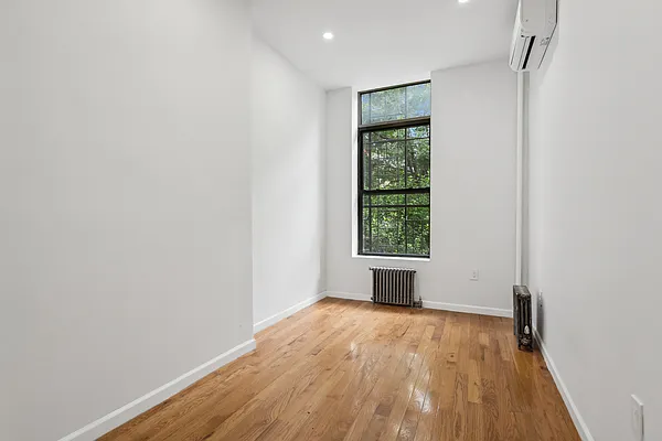 Rented by Compass | media 6