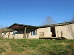 13004 Flatwoods Rd, Coeburn, VA 24230