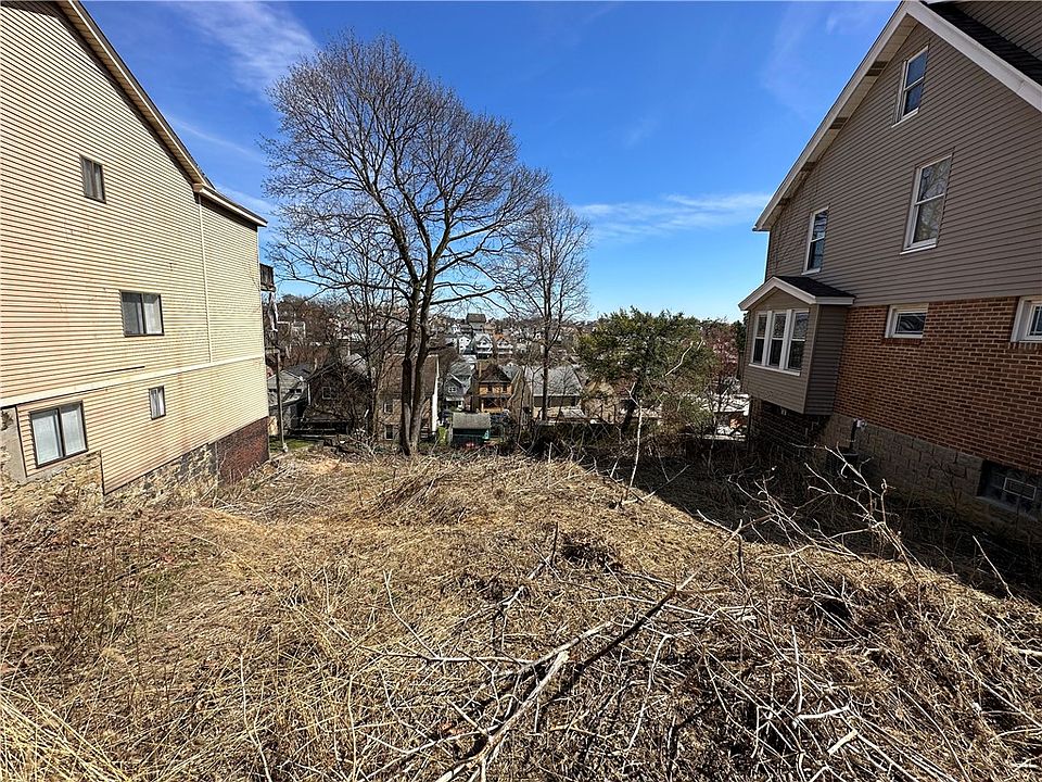 2nd image of 159 Meridan St