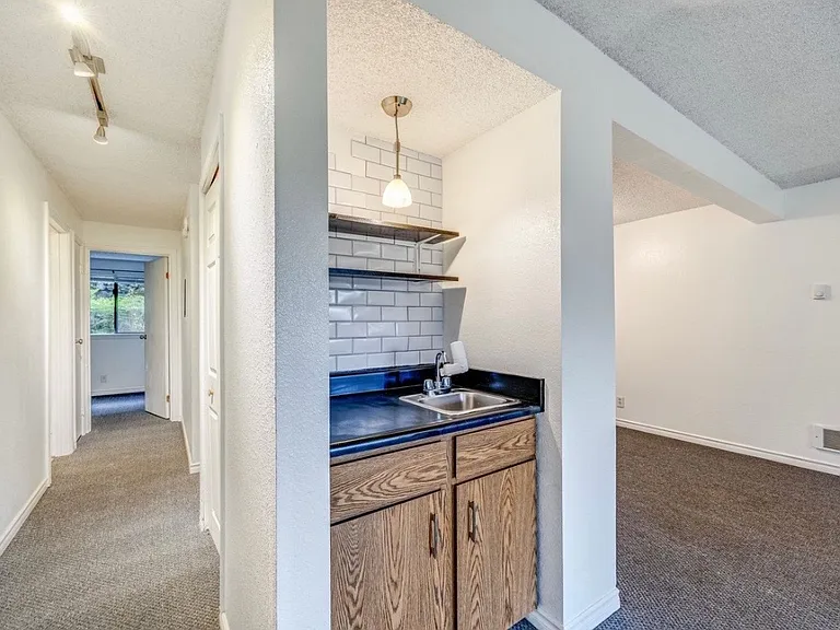 1775 W Sunn Fjord Ln #A6 — Photo 8