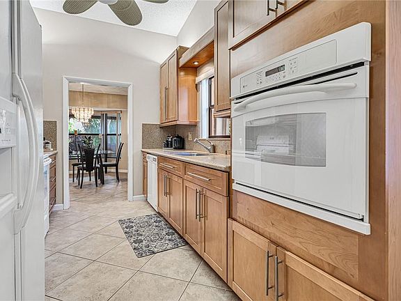 3rd image of 2441 Ginger Avenue