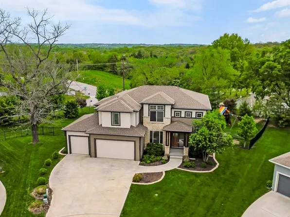 7225 NW Lundergan Ct, Parkville, MO 64152