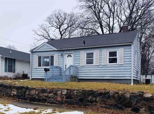 703 E Broad St, Angola, IN 46703